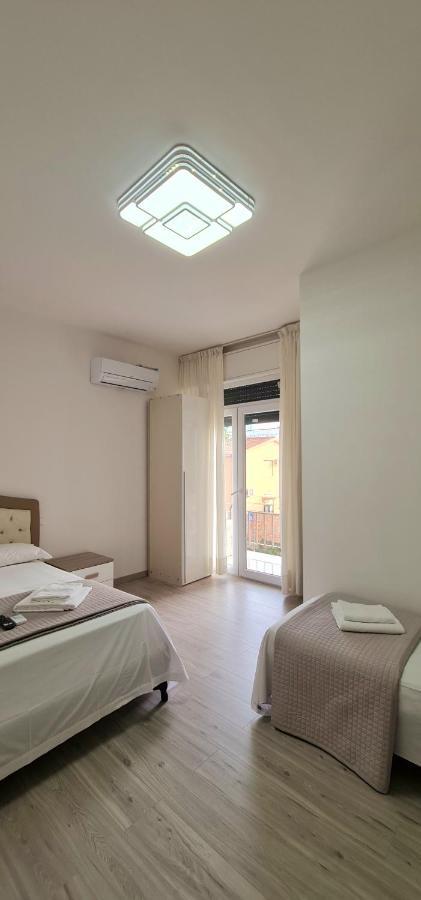 Hotel Farah'S House Padova Camera foto