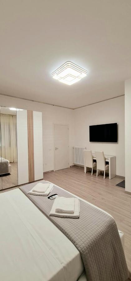 Hotel Farah'S House Padova Esterno foto